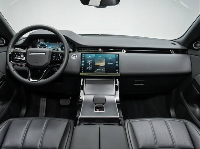 Used 2026 Land Rover Range Rover Evoque S AWD/4WD image 18