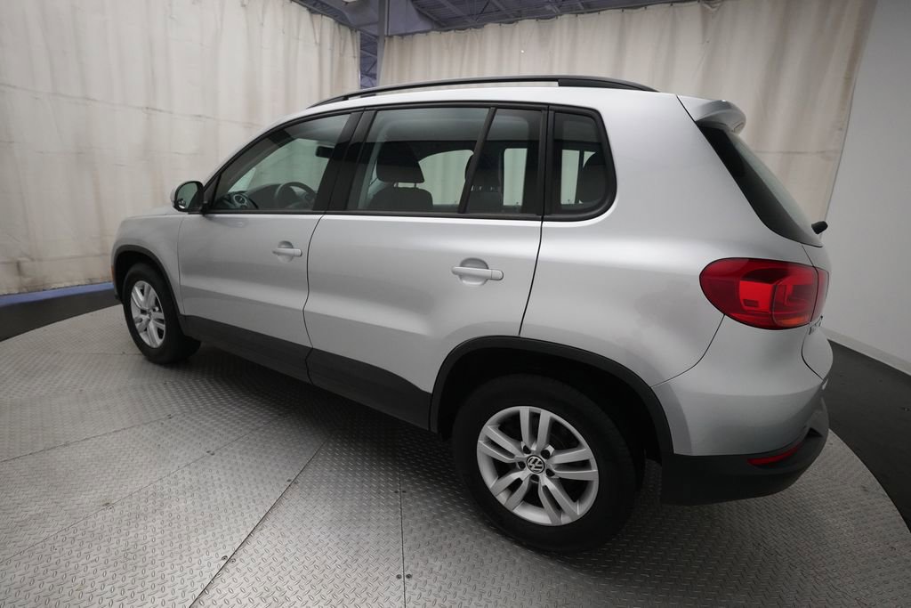 Used 2015 Volkswagen Tiguan S AWD/4WD image 30