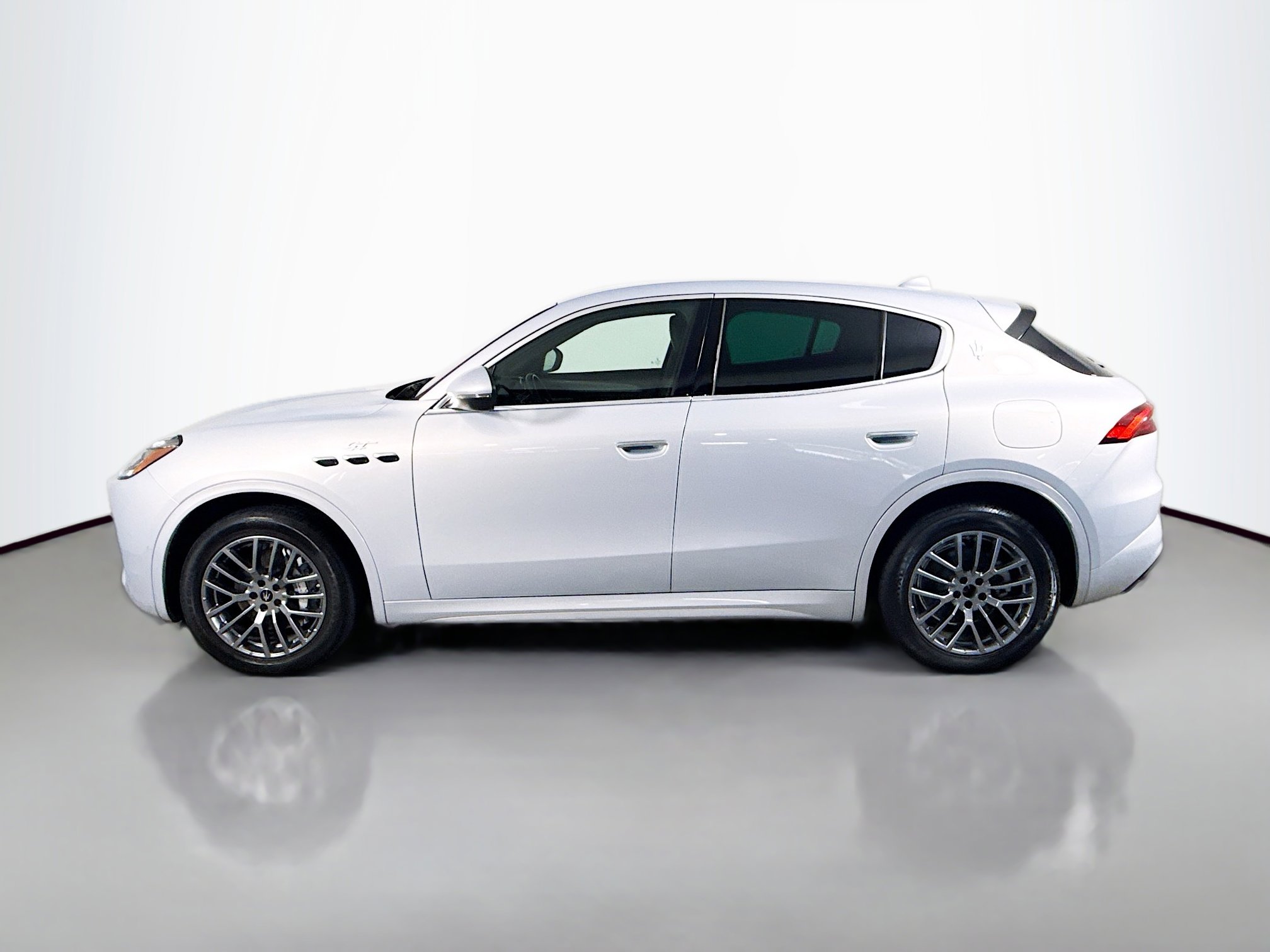 Used 2024 Maserati Grecale GT AWD/4WD image 6