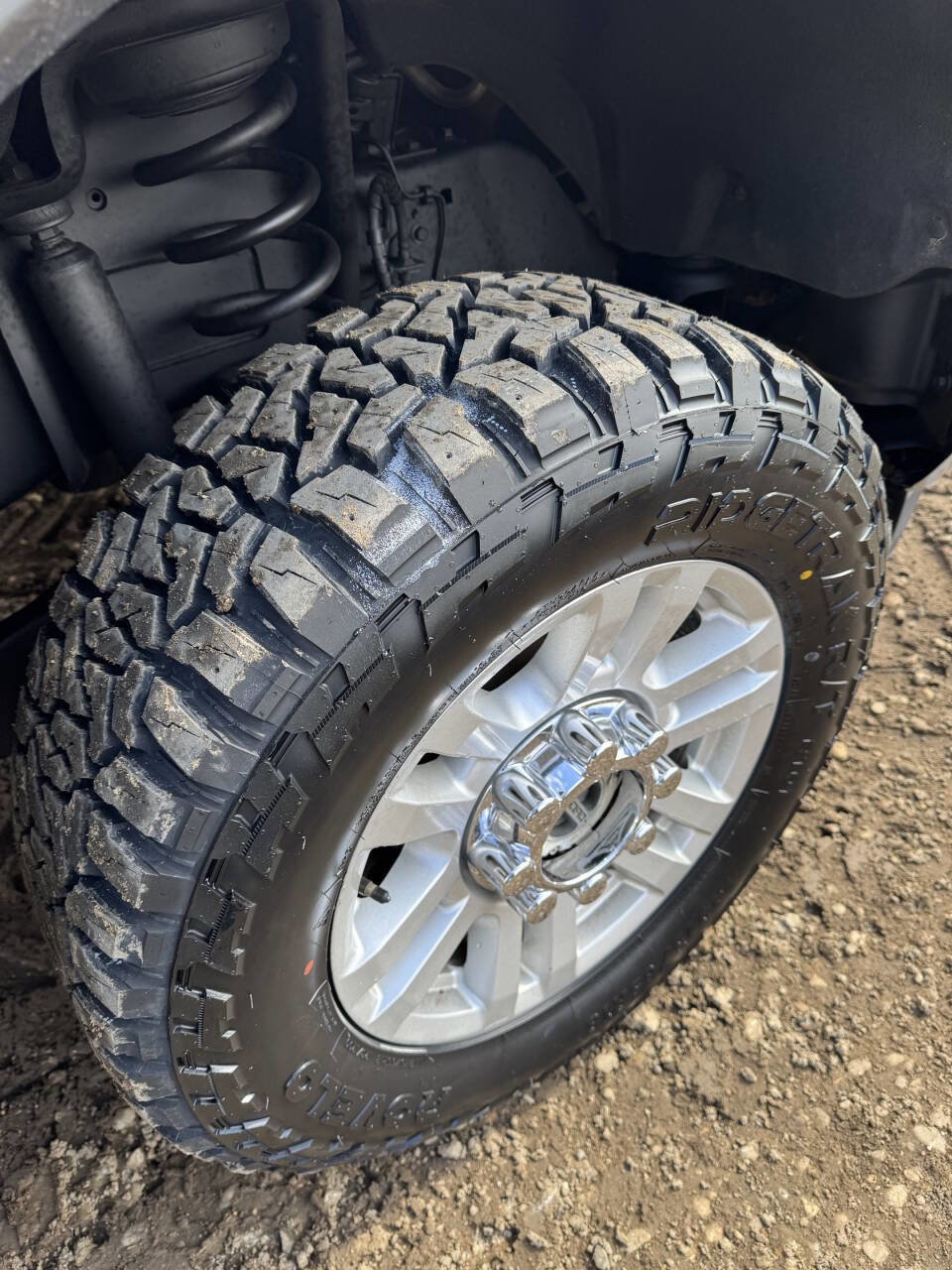 Used 2019 Ford F250 XLT w/ Camper Package image 33