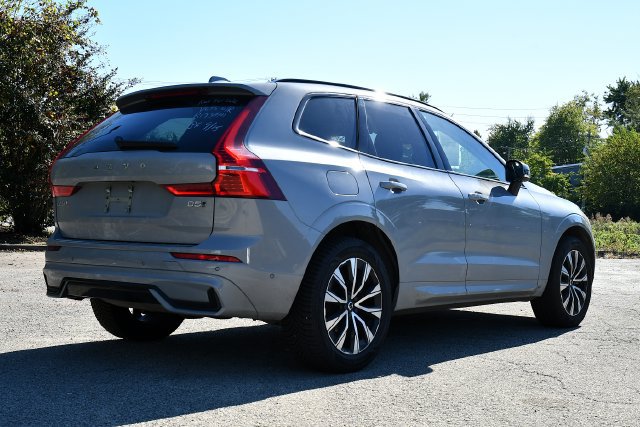 Used 2024 Volvo XC60 B5 Plus w/ Protection Package Premier AWD/4WD image 7
