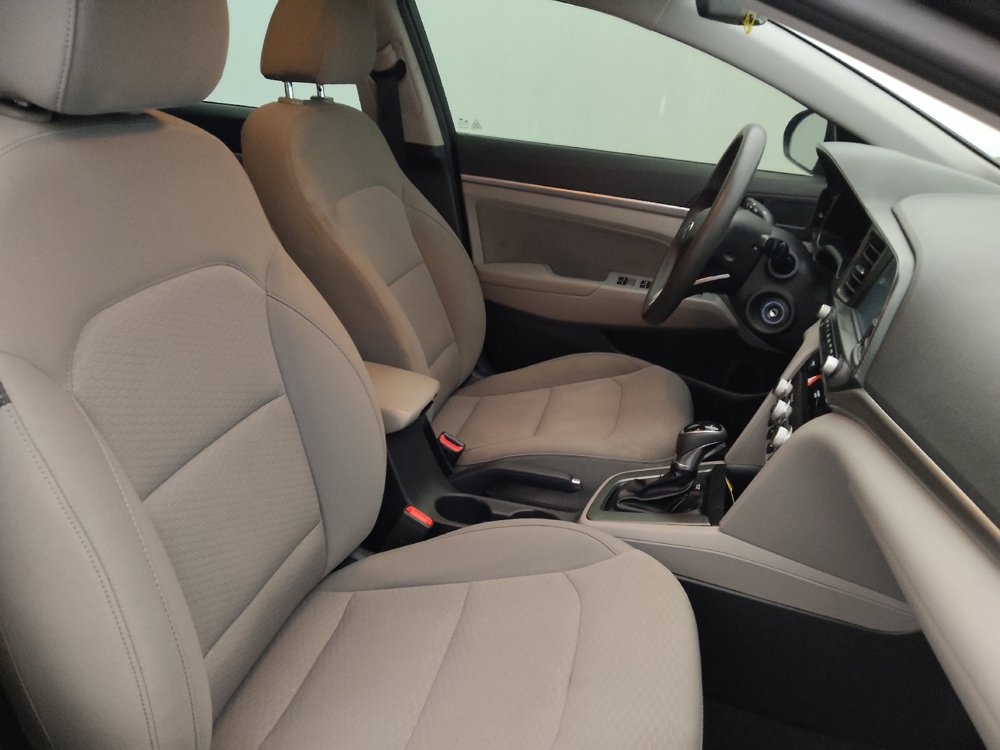 Used 2020 Hyundai Elantra SEL FWD image 21