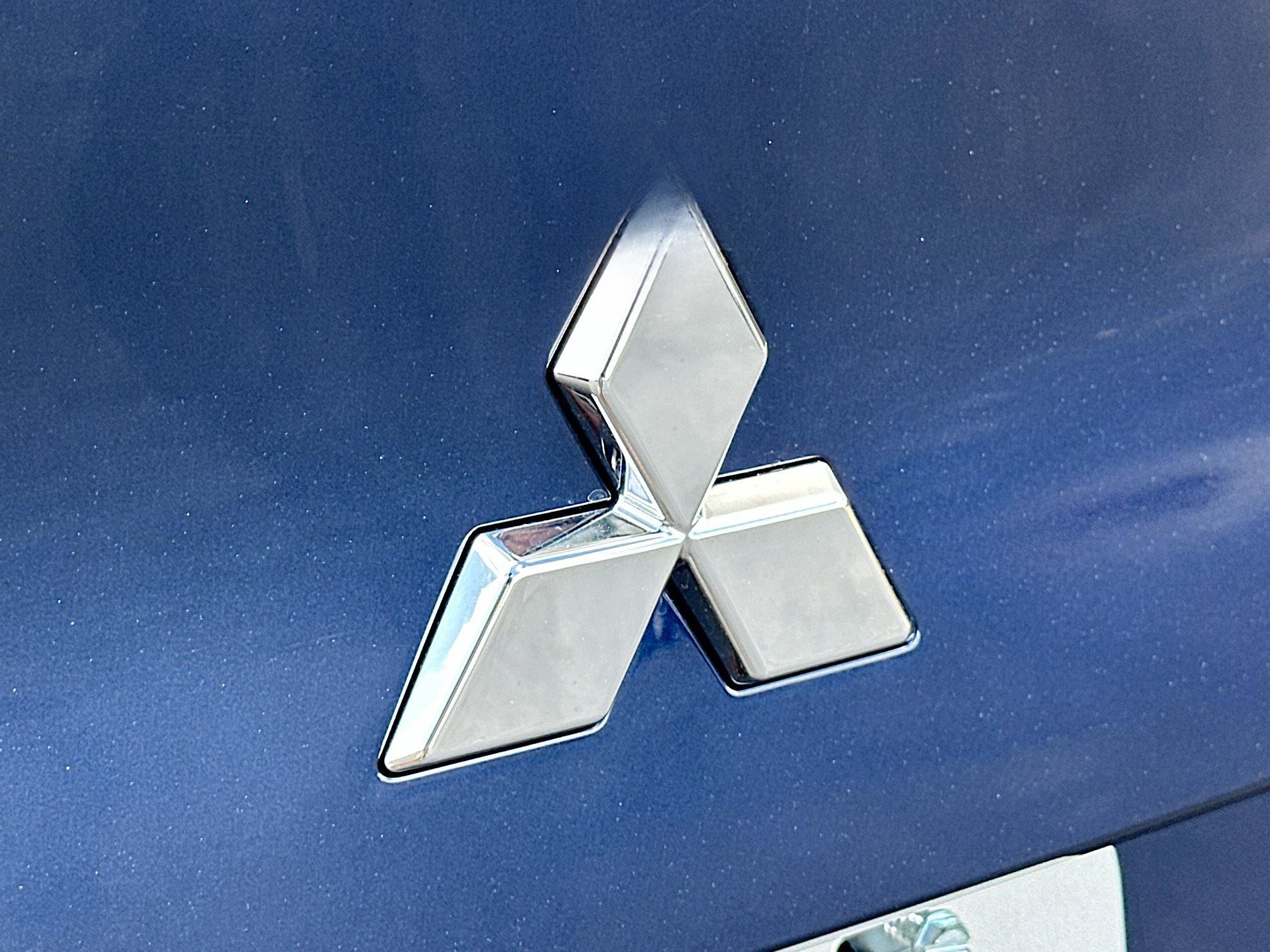New 2026 Mitsubishi Outlander SEL image 19