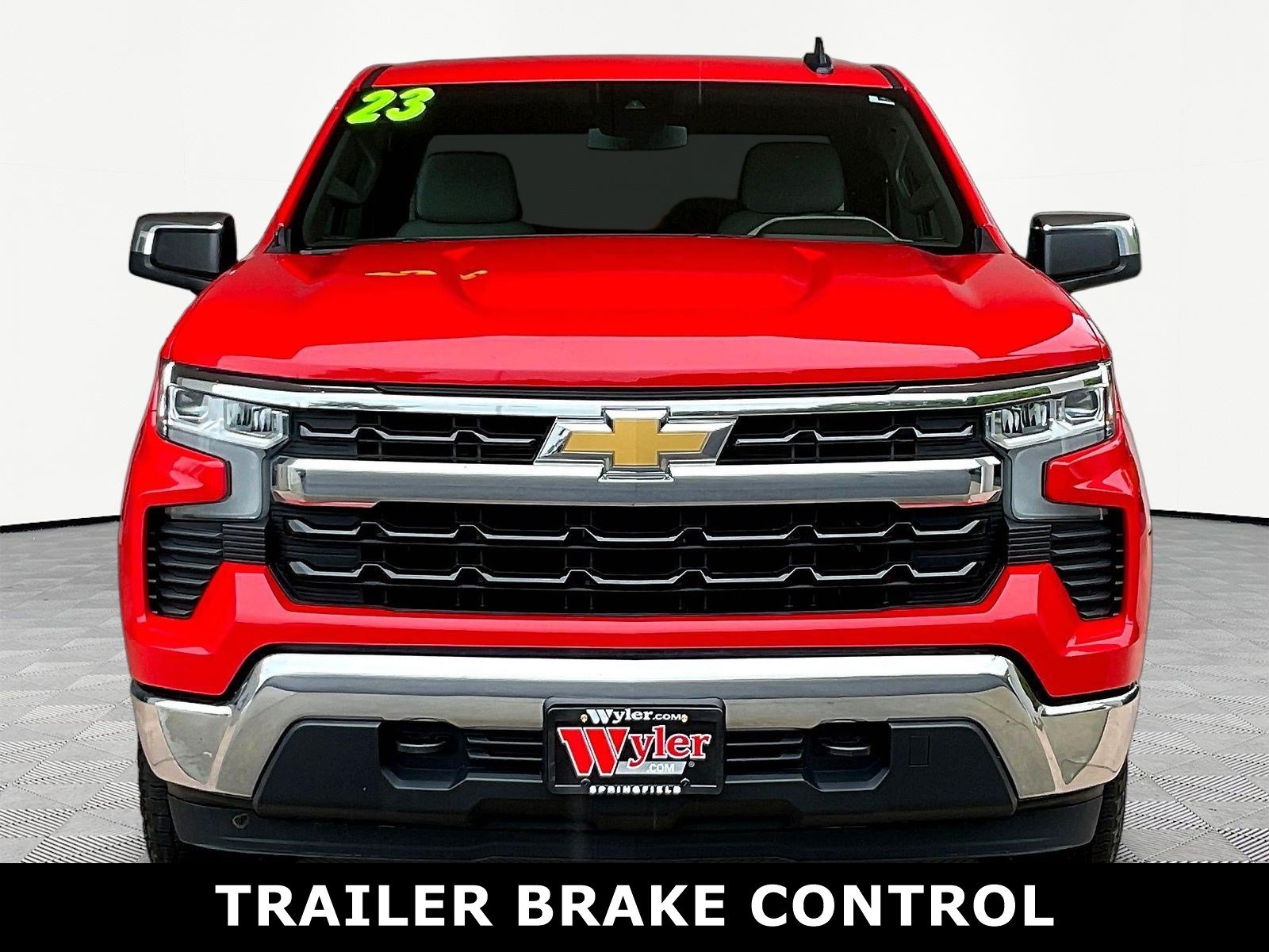 Used 2023 Chevrolet Silverado 1500 LT w/ Protection Package AWD/4WD image 2