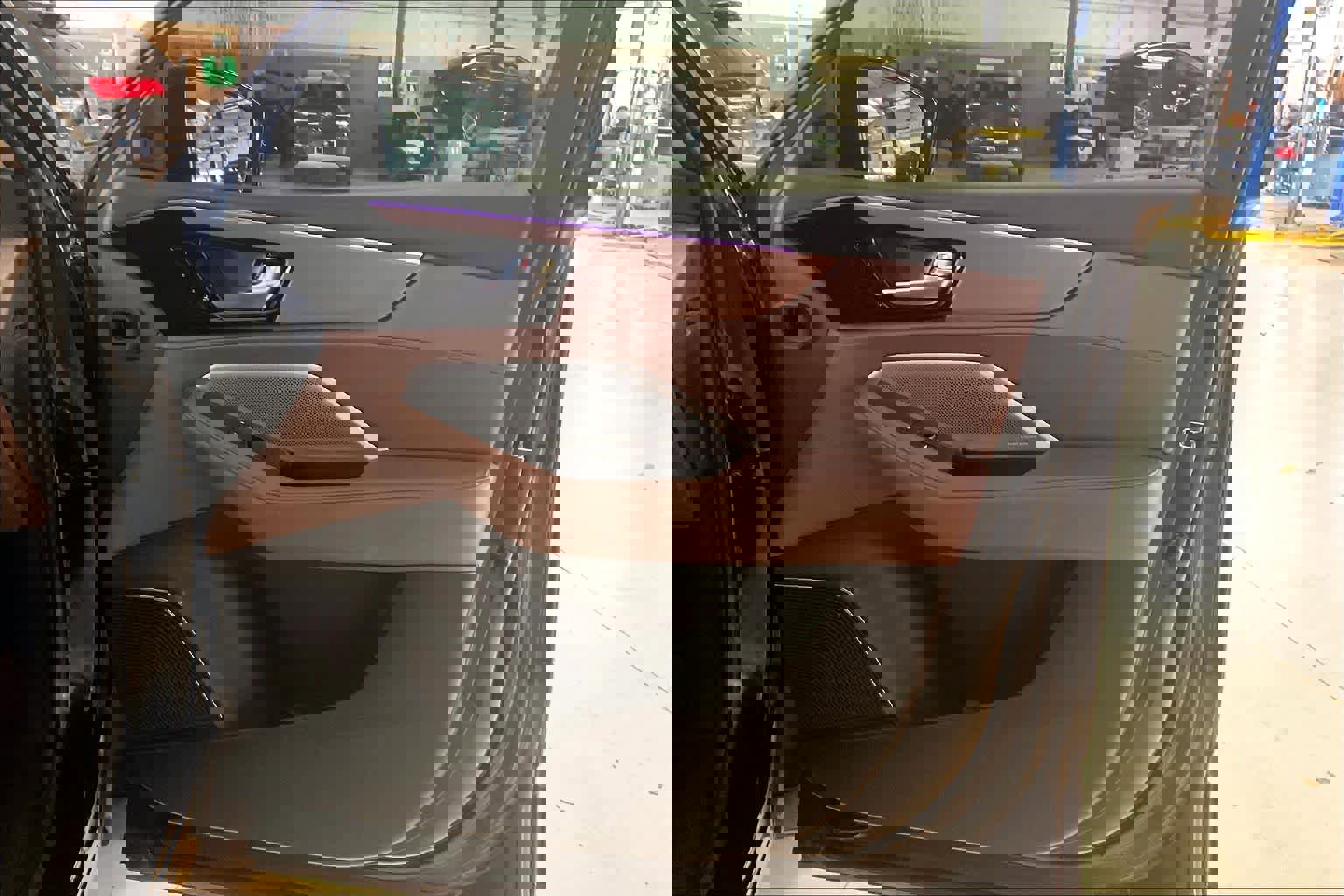 Used 2025 Acura MDX FWD w/ Technology Package image 21