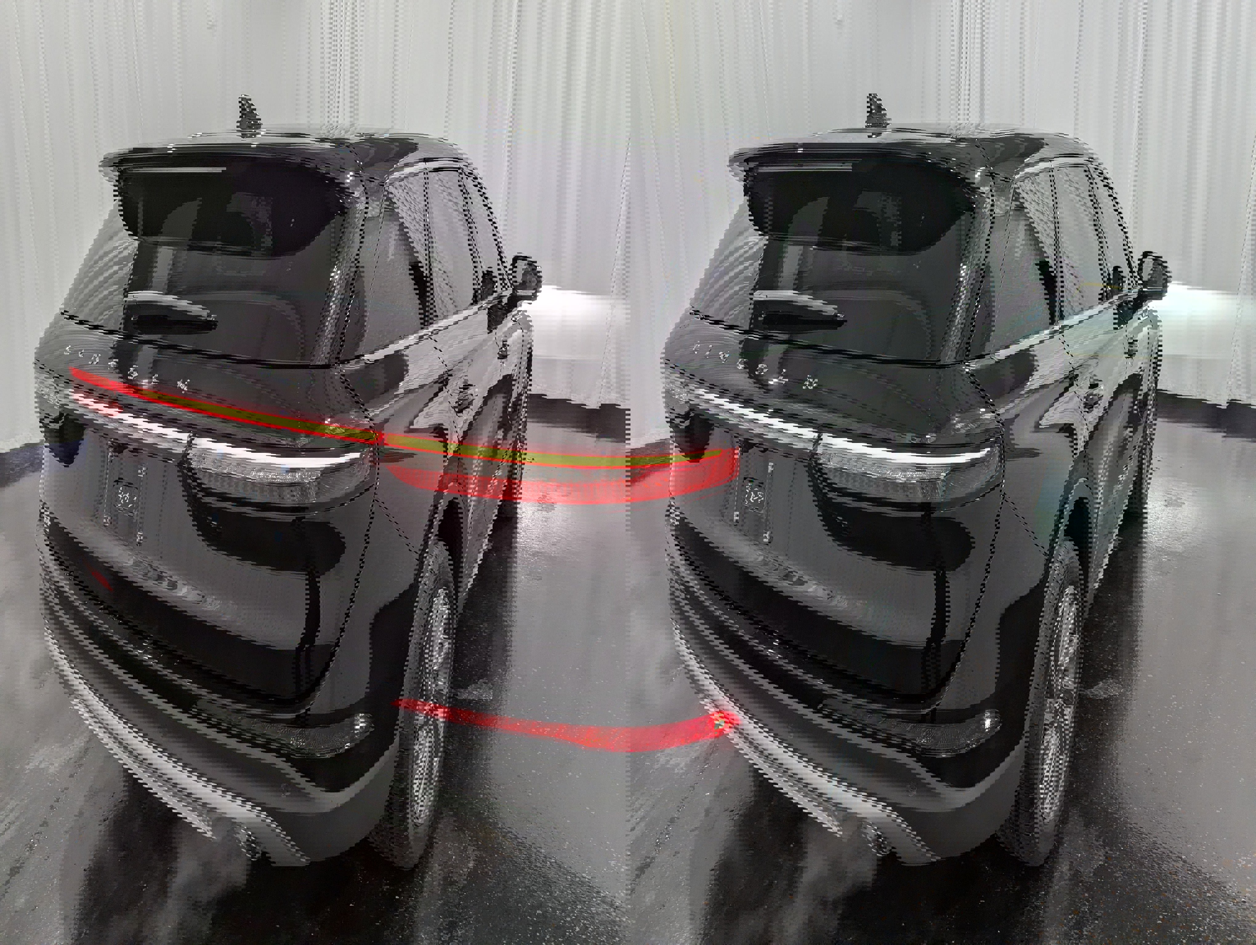 Used 2025 Lincoln Corsair Reserve AWD/4WD image 7