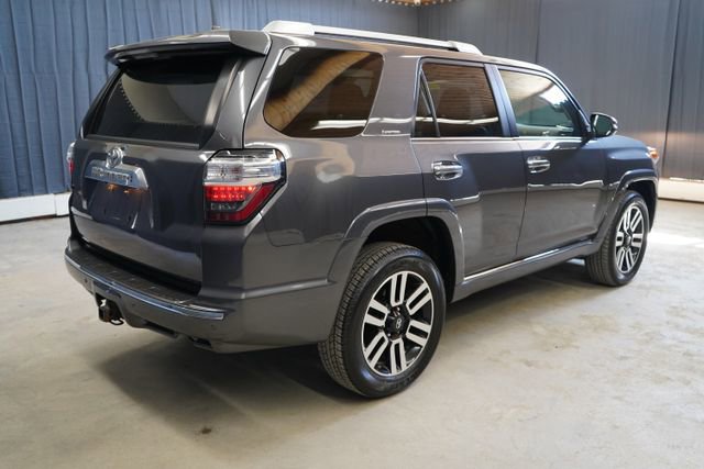Used 2019 Toyota 4Runner Limited AWD/4WD image 7