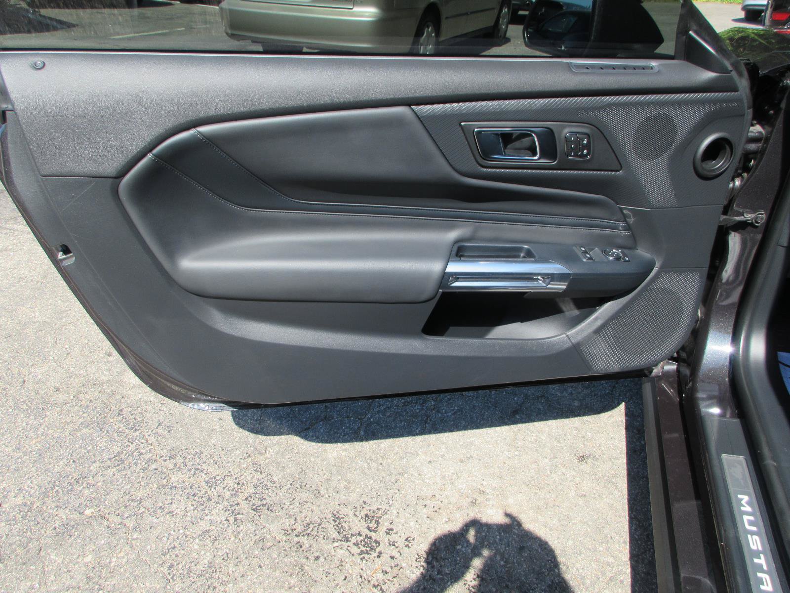 Used 2024 Ford Mustang GT Premium RWD image 17