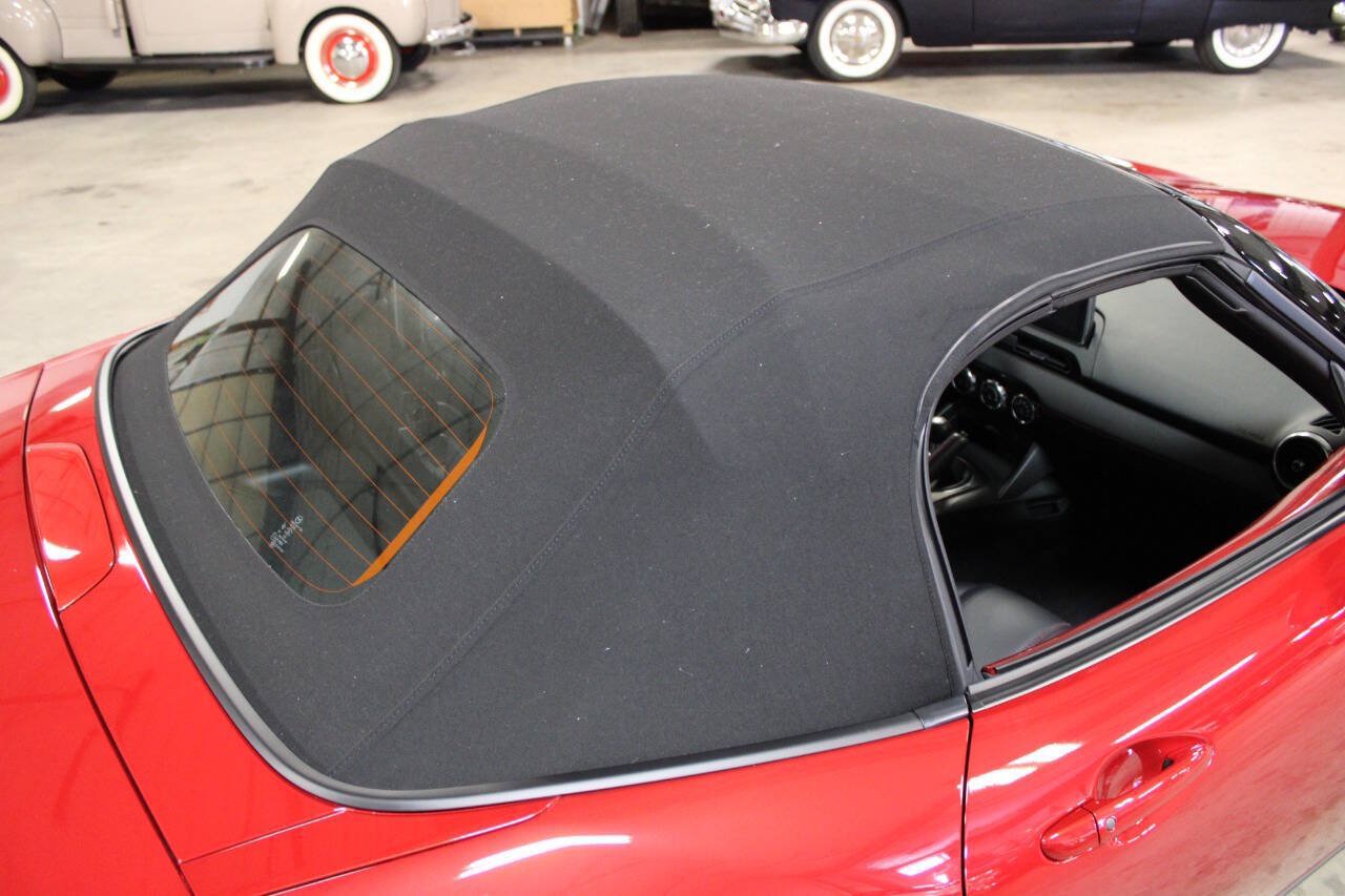 Used 2016 MAZDA MX-5 Miata Grand Touring RWD image 18