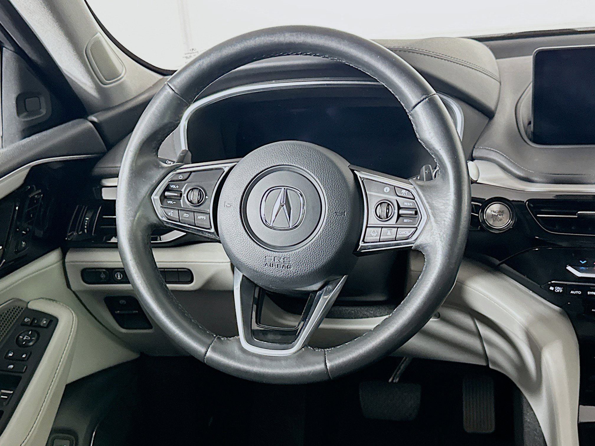 Used 2023 Acura MDX SH-AWD w/ Technology Package image 18