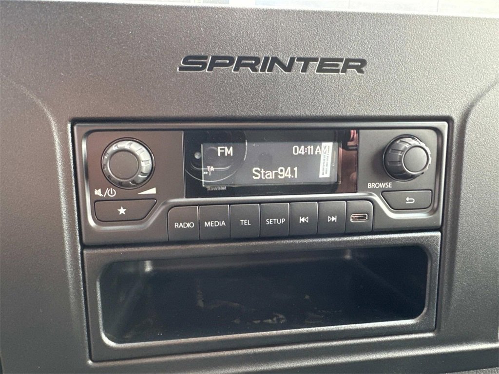 New 2024 Mercedes-Benz eSprinter 170 Cargo image 22