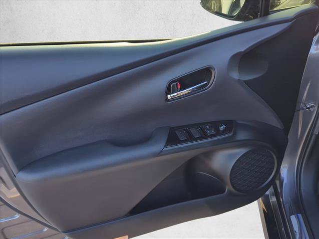 Certified 2020 Toyota Prius Prime Limited FWD image 7