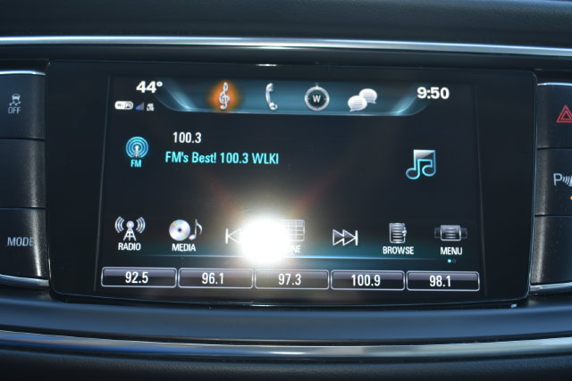 Used 2019 Buick Enclave Essence w/ Trailering Package, 5000 lbs. FWD image 27