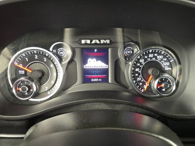 Used 2024 RAM 2500 Big Horn w/ Sport Appearance Package image 18