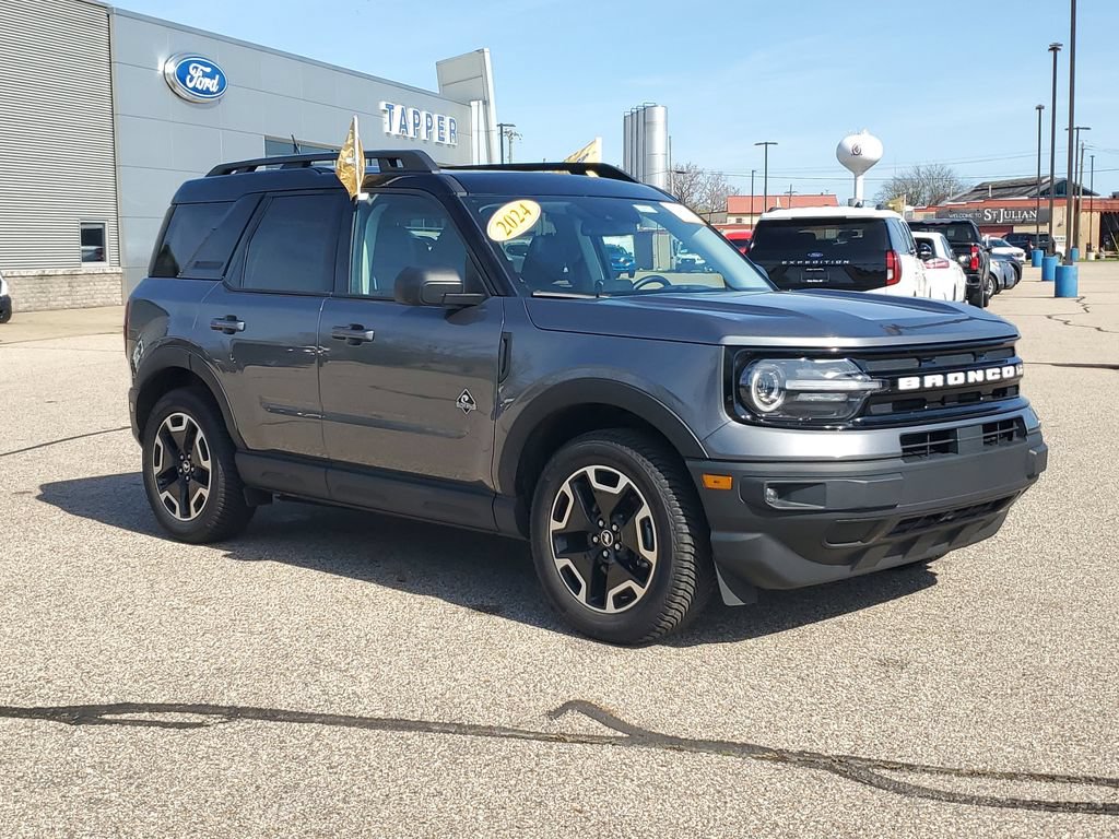Certified 2024 Ford Bronco Sport Outer Banks w/ Tech Package AWD/4WD image 3