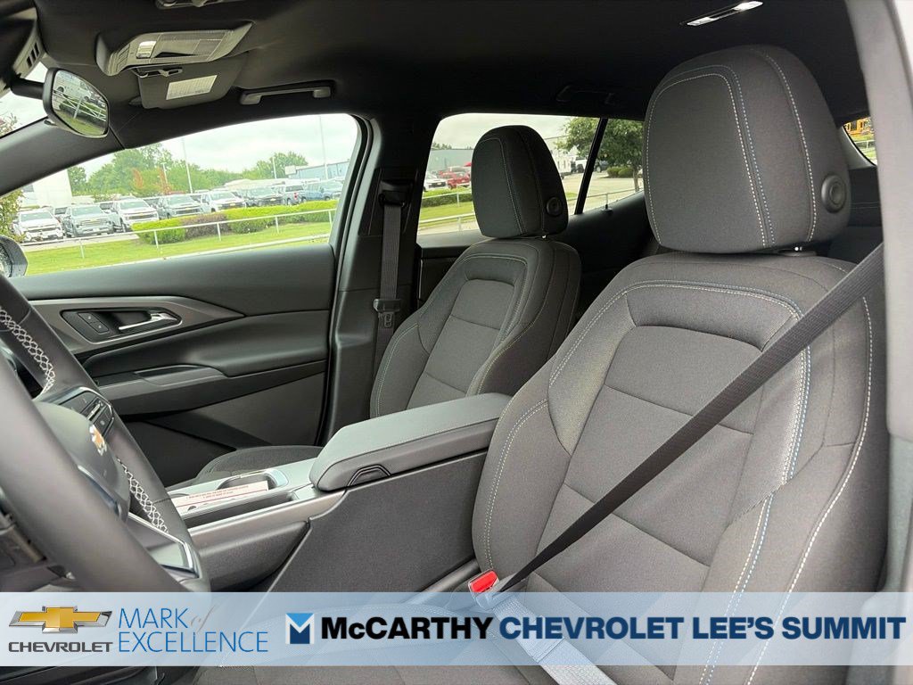 New 2026 Chevrolet Equinox EV LT w/ Comfort Package FWD image 46