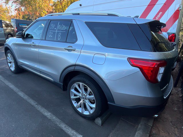 Used 2022 Ford Explorer Platinum w/ Equipment Group 601A AWD/4WD image 4