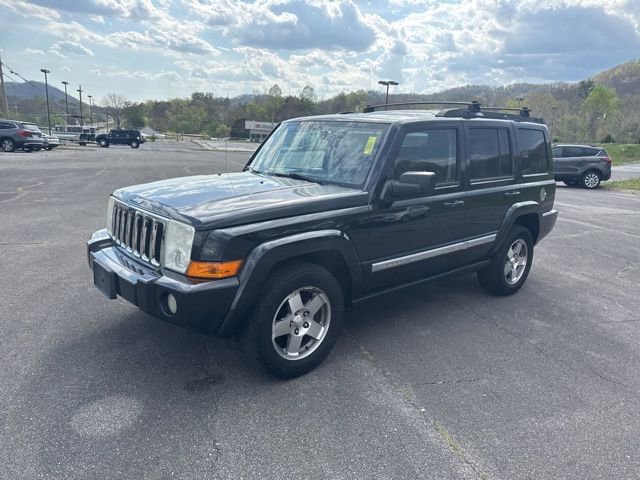 Used 2010 Jeep Commander Sport w/ Sun/Sound Group AWD/4WD image 4
