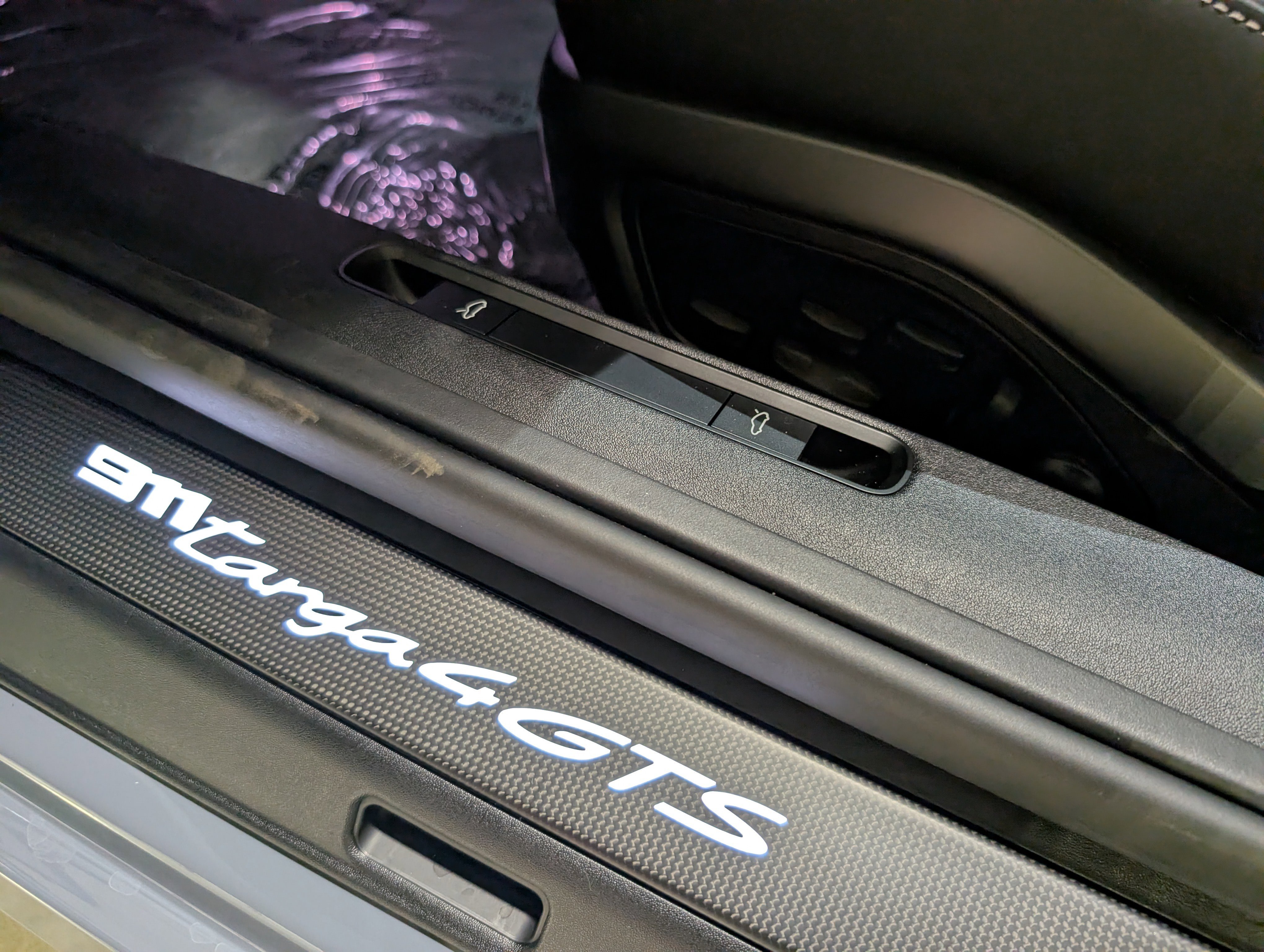 Used 2024 Porsche 911 Targa 4 GTS image 19