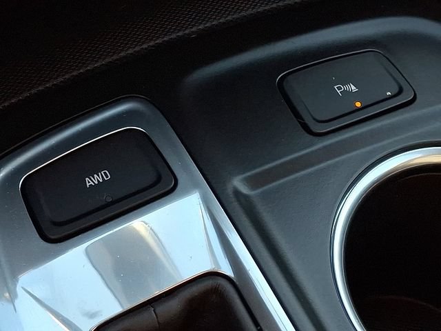 Used 2023 Chevrolet Equinox LT AWD/4WD image 23