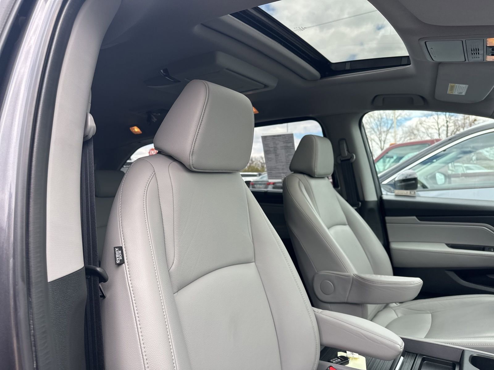 Used 2019 Honda Odyssey EX-L image 41