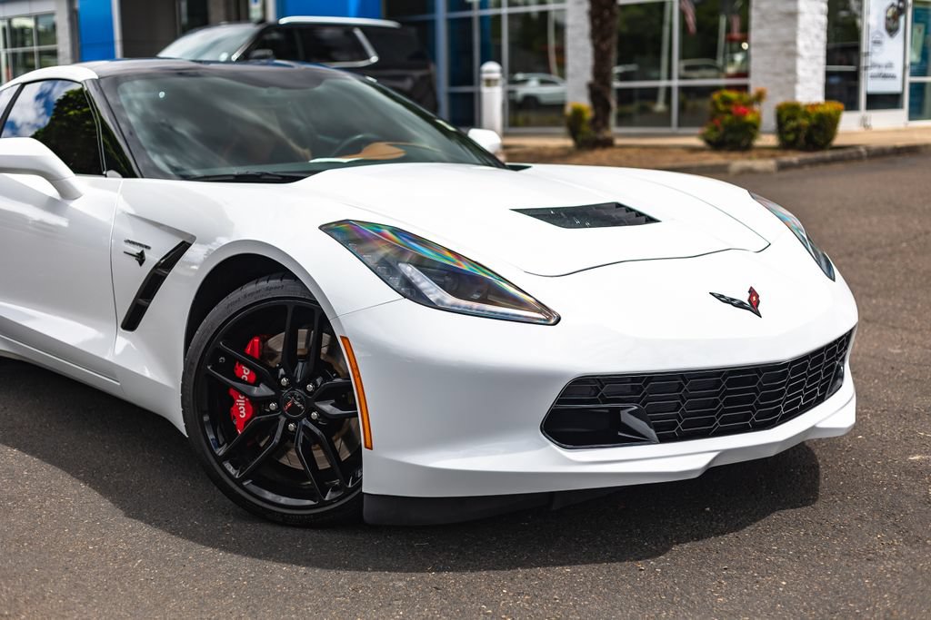 Used 2015 Chevrolet Corvette Stingray Coupe w/ 3LT Preferred Equipment Group RWD image 3