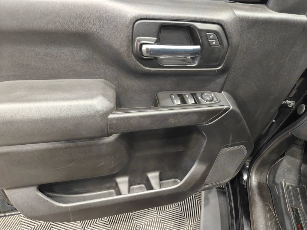 Used 2020 Chevrolet Silverado 1500 Custom w/ Custom Value Package RWD image 44