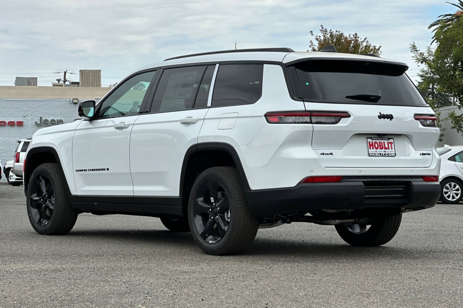 New 2025 Jeep Grand Cherokee L Limited w/ Luxury Tech Group II image 5