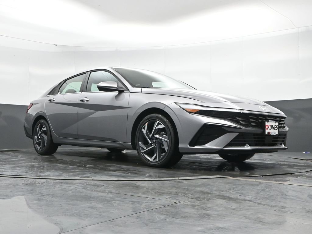 New 2026 Hyundai Elantra Limited w/ Cargo Package image 47