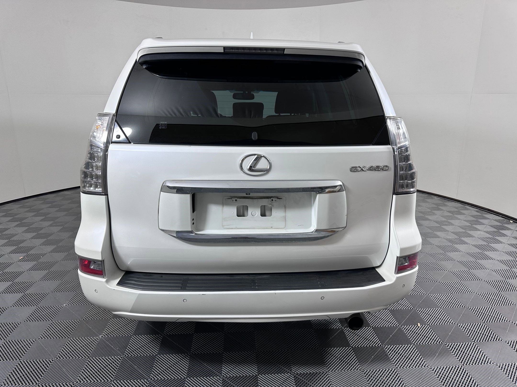 Used 2014 Lexus GX 460 Luxury image 9
