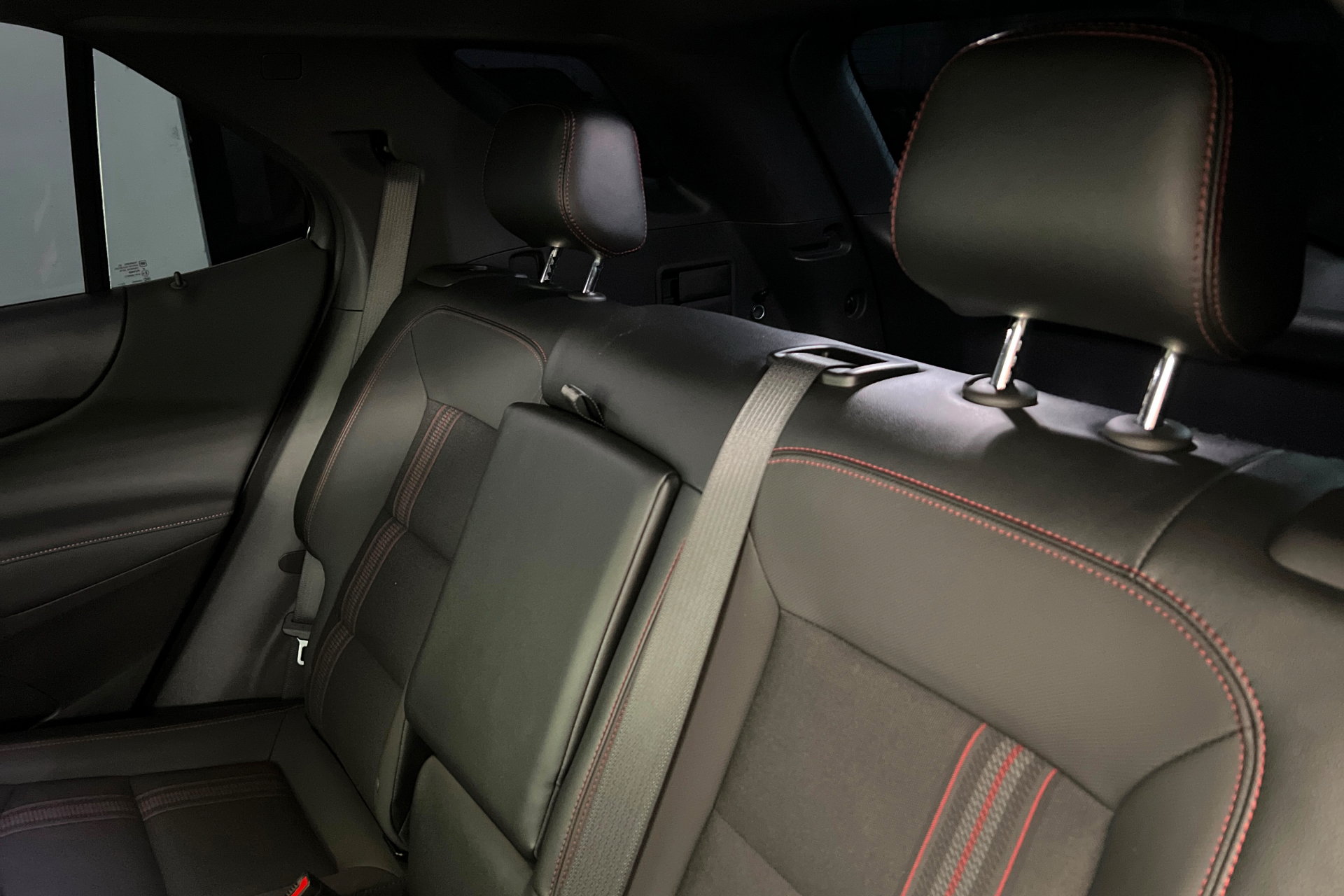Used 2024 Chevrolet Equinox RS FWD image 21
