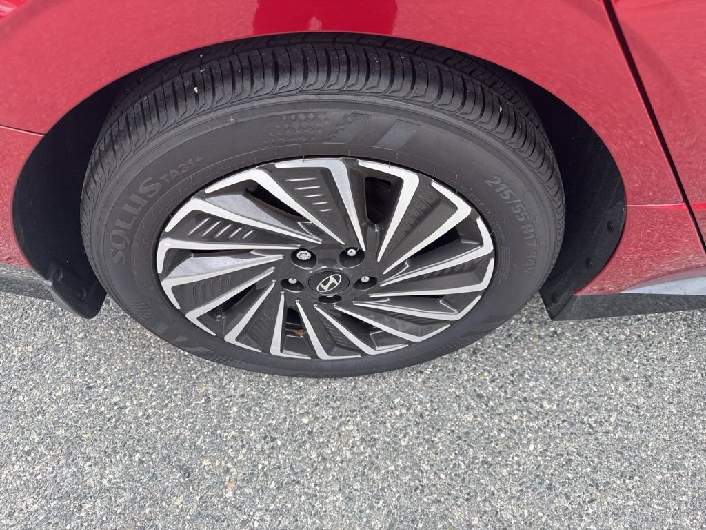 Certified 2025 Hyundai Sonata SEL image 13