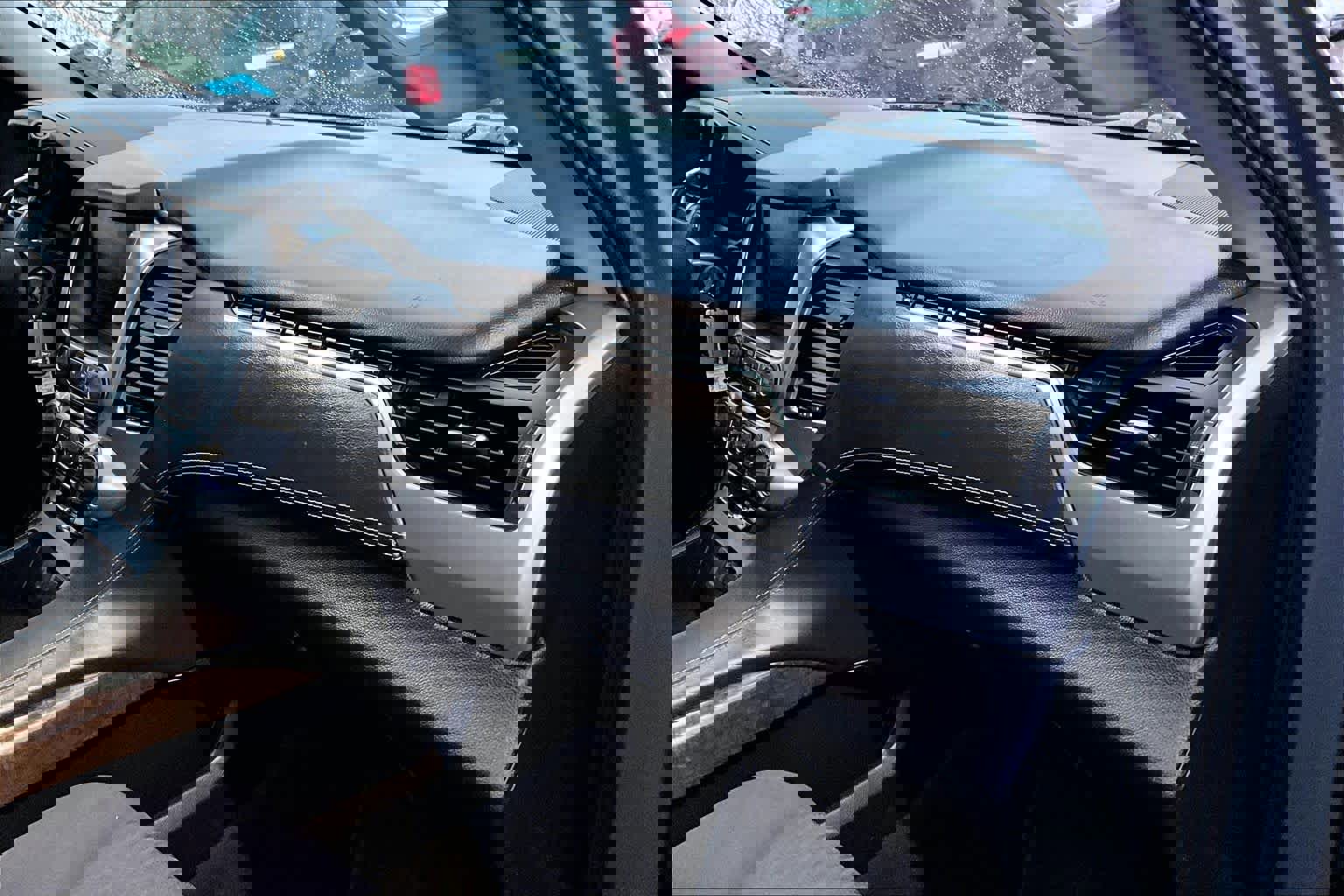 Used 2020 Chevrolet Tahoe LS image 16