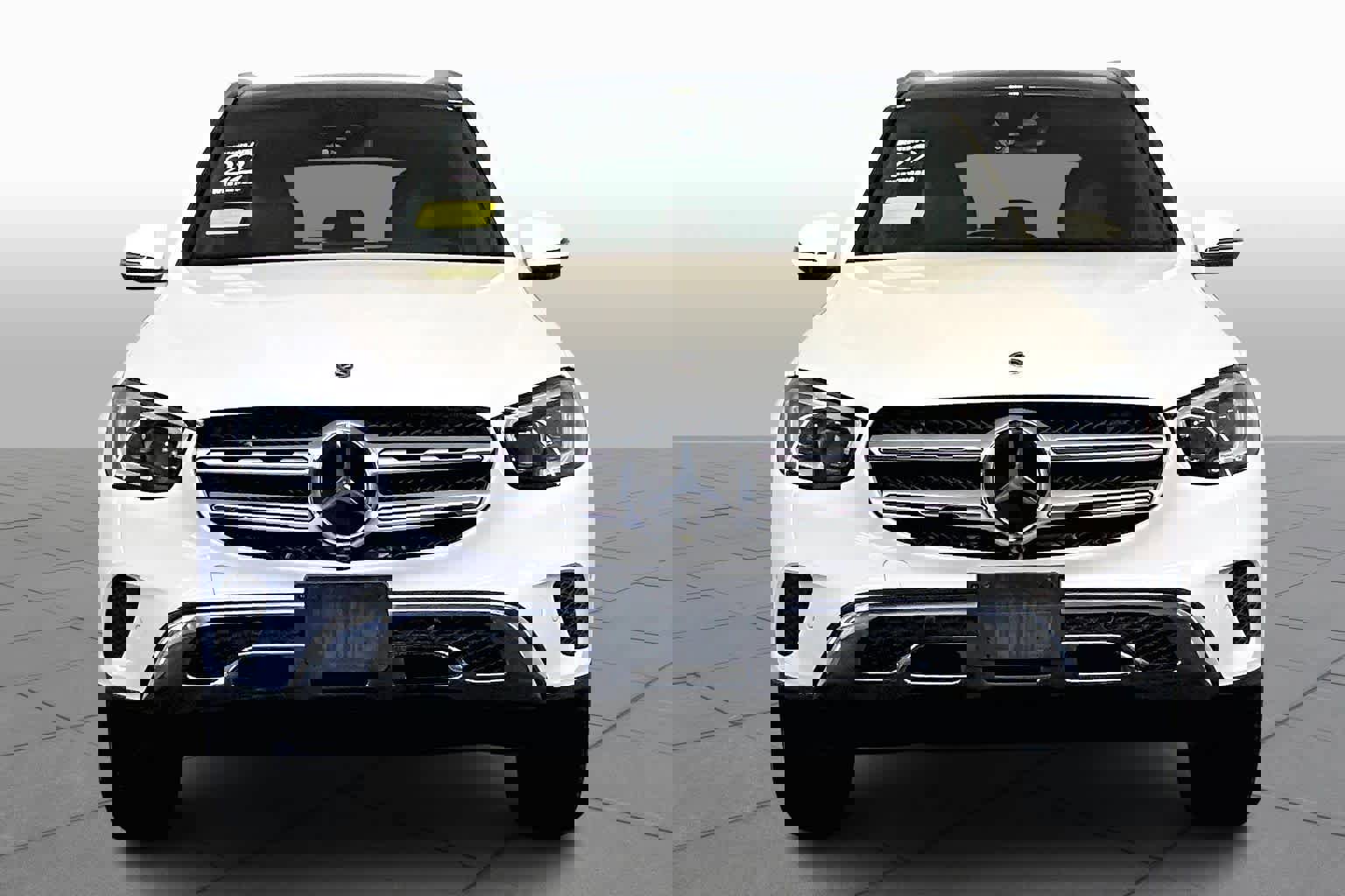 Used 2022 Mercedes-Benz GLC 300 4MATIC image 4