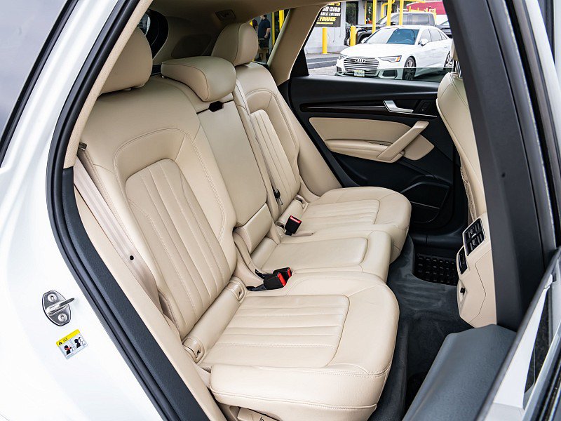Used 2019 Audi Q5 Prestige w/ Prestige Package AWD/4WD image 22