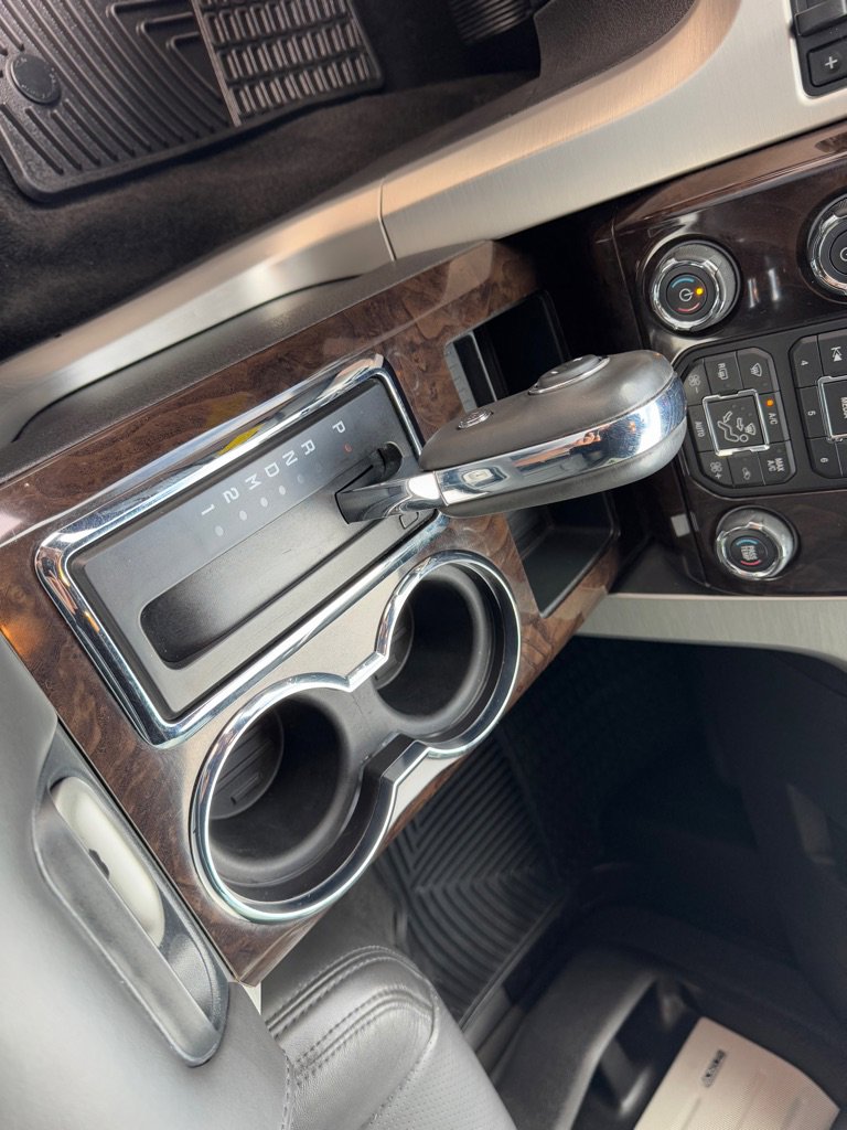 Used 2014 Ford F150 Platinum image 22