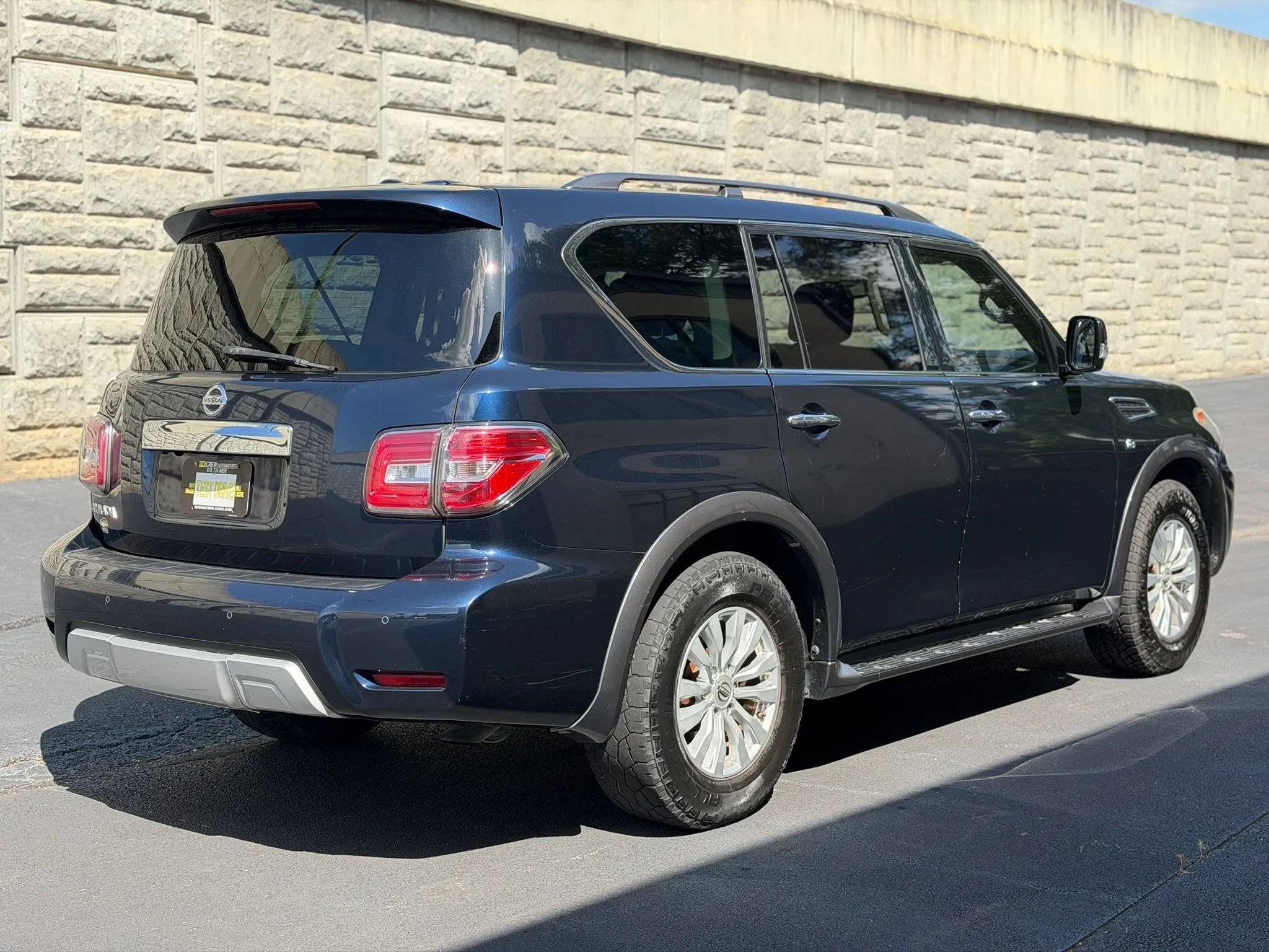 Used 2018 Nissan Armada SV w/ Driver Package RWD image 7