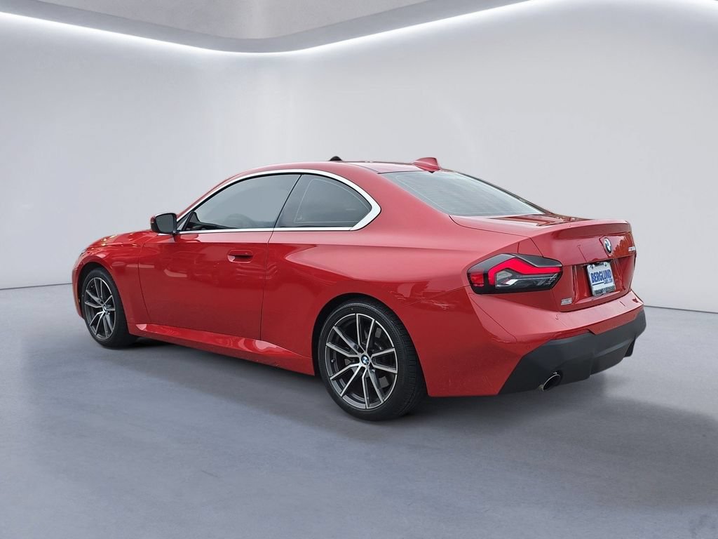 Used 2022 BMW 230i Coupe w/ Convenience Package RWD image 5