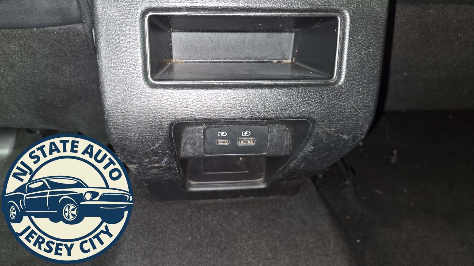 Used 2022 Mitsubishi Outlander SE image 26