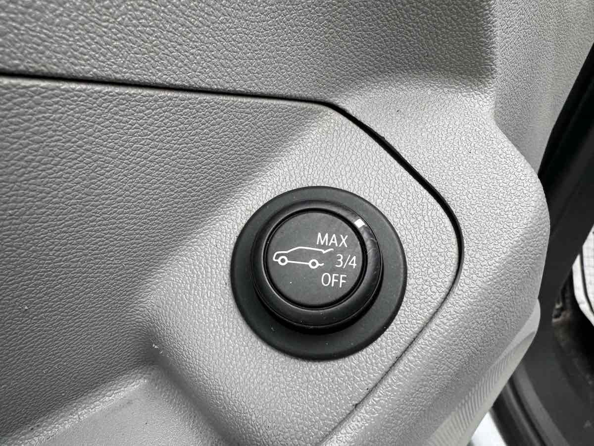 Used 2019 GMC Terrain SLT w/ Preferred Package image 16