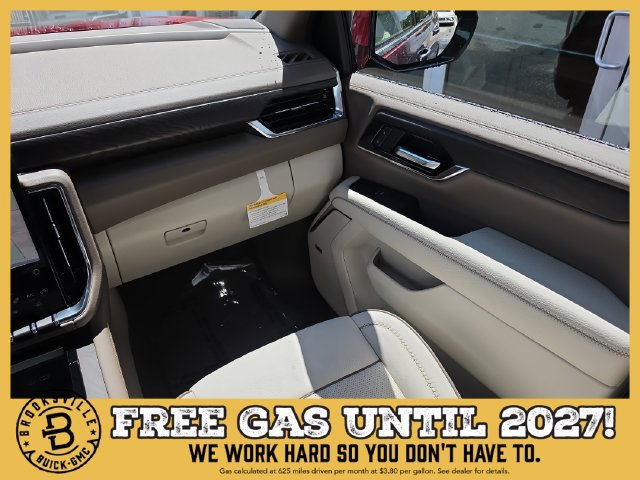 New 2026 GMC Yukon Denali w/ Denali Reserve Package AWD/4WD image 16