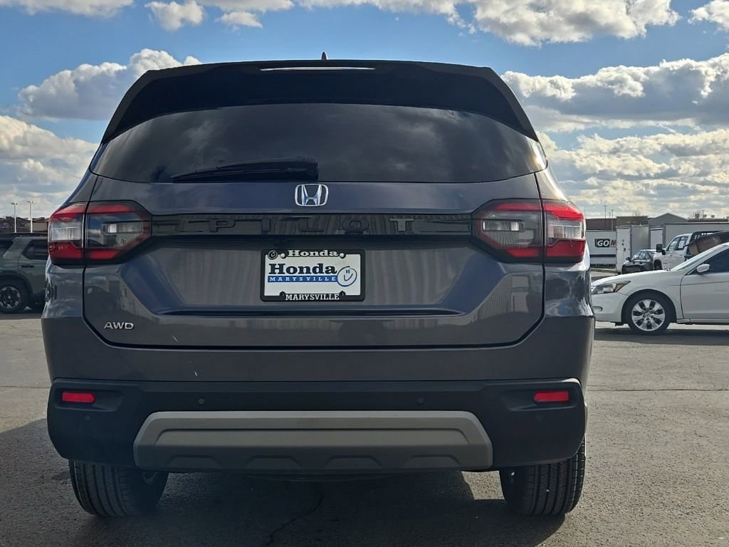 Used 2025 Honda Pilot EX-L image 6