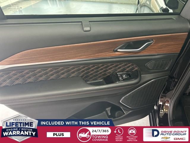 Used 2023 Jeep Grand Cherokee L Summit w/ Luxury Tech Group V image 35