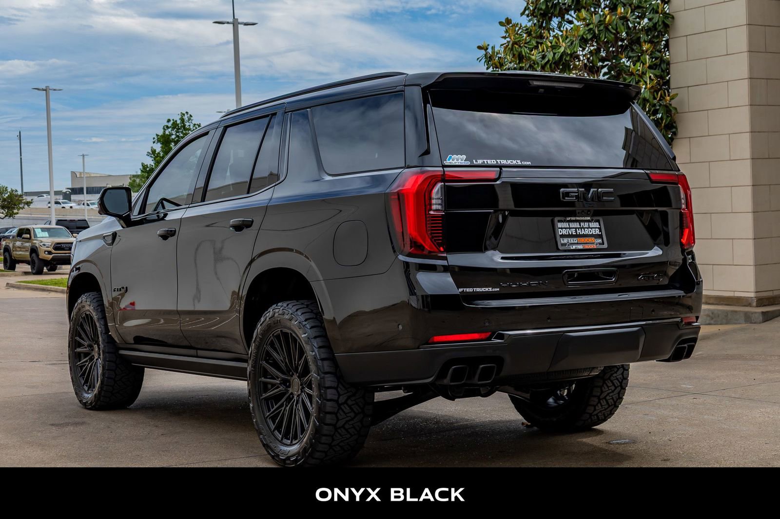 Used 2026 GMC Yukon AT4 Ultimate w/ LPO, Floor Liner Package image 7