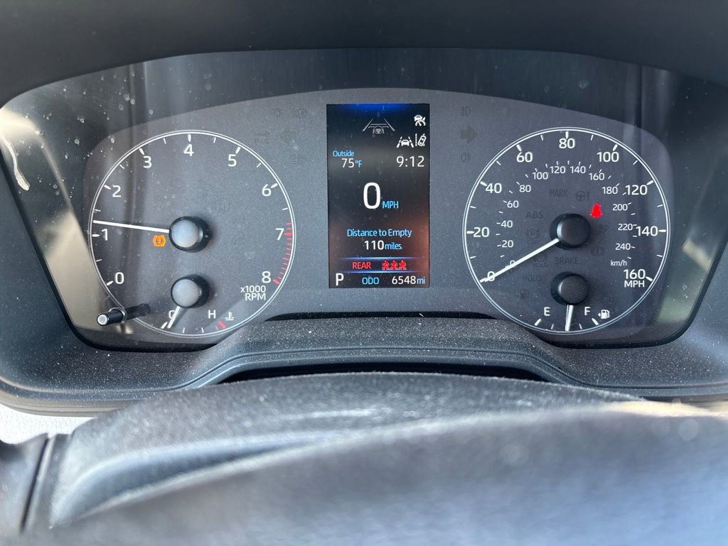 Used 2023 Toyota Corolla SE w/ SE Premium Package FWD image 8