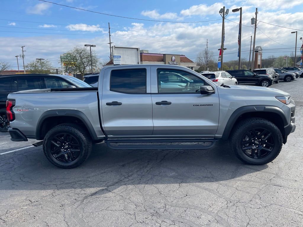 Used 2025 Chevrolet Colorado Trail Boss image 7