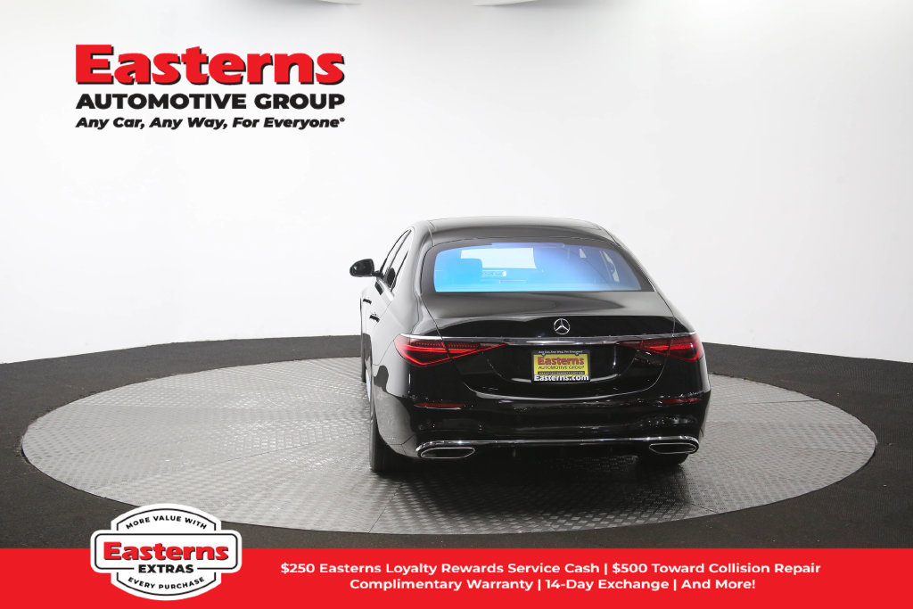 Used 2022 Mercedes-Benz S 500 4MATIC w/ AMG Line Package image 40
