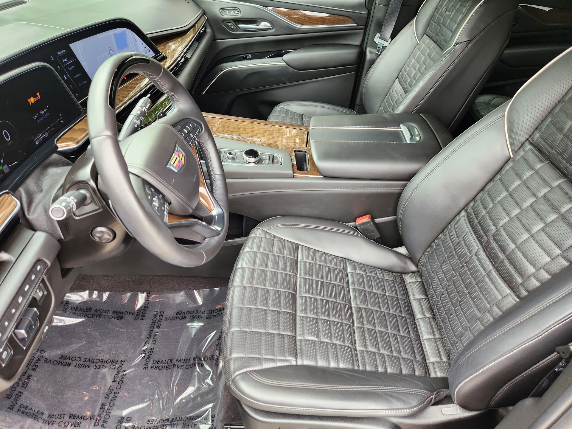 Used 2023 Cadillac Escalade Sport Platinum w/ LPO, ONYX Package image 15