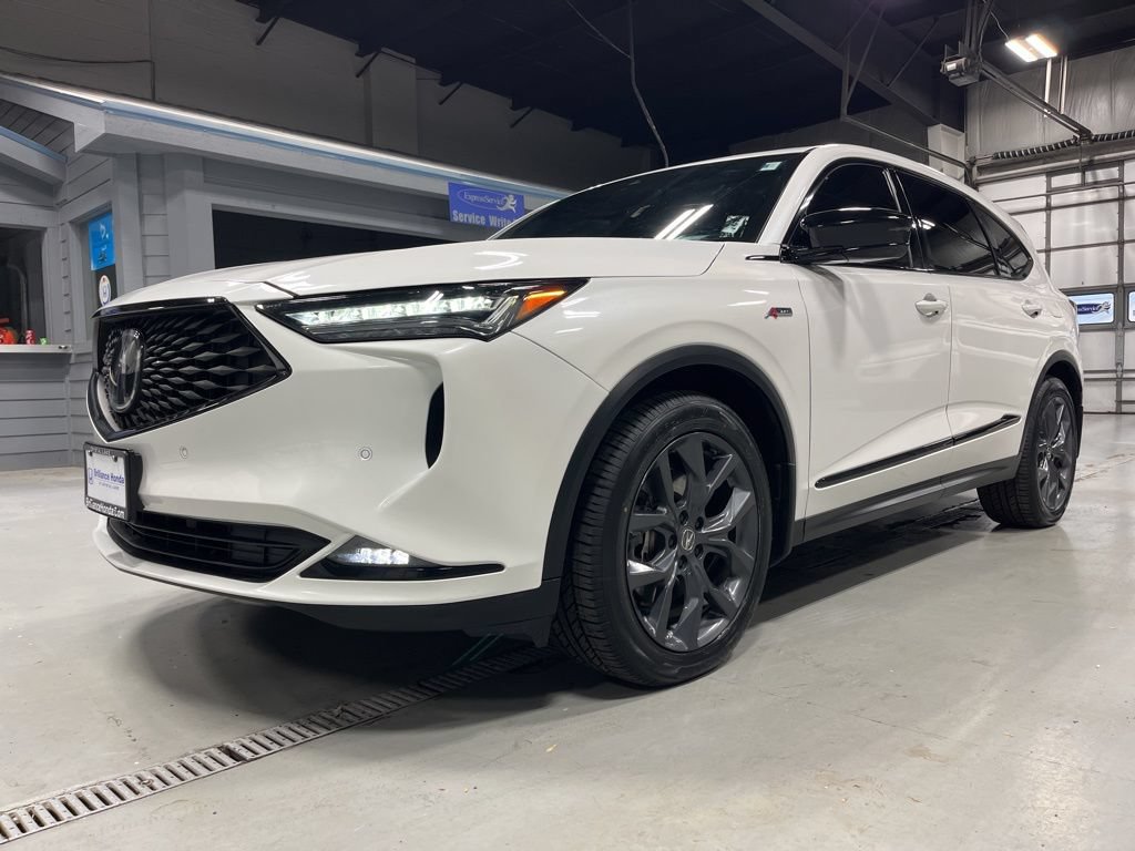 Used 2023 Acura MDX A-Spec AWD/4WD image 2