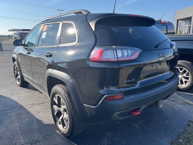 Used 2019 Jeep Cherokee Trailhawk AWD/4WD image 2